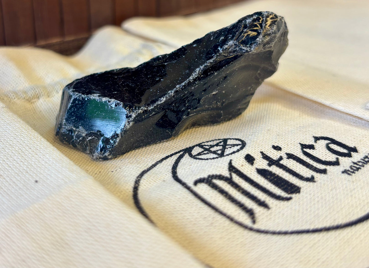 Cristal de Obsidiana Negra